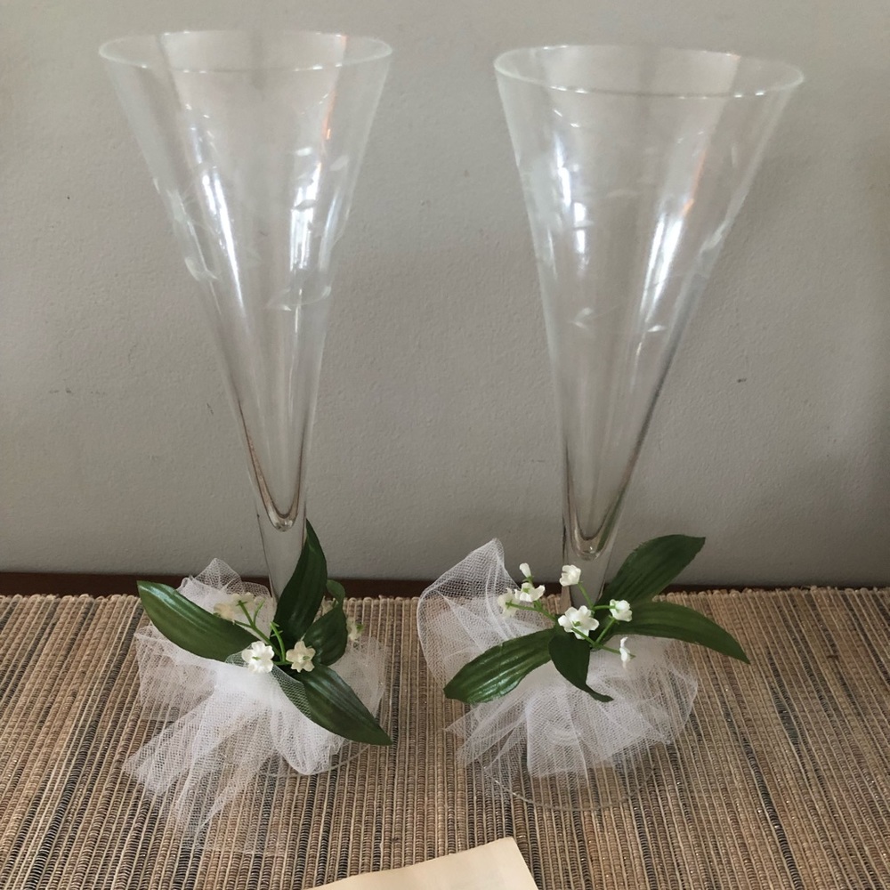 Embossed Crystal Wedding Champagne Flutes